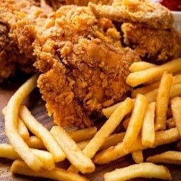 ไก่กรอบหมูทอด ปรุงสุข บางคูวัด