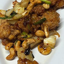 ไก่ผัดเม็ดมะม่วง