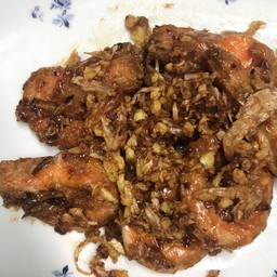 กุ้งทอดกระเทียม
