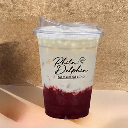 สตอเบอร์รี่นมสด