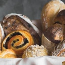 Nana bakery สันทราย
