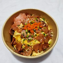 ข้าวหน้าแฮมไก่ ไข่ลาวา