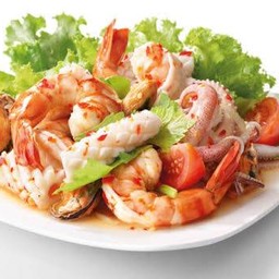 ยำรวมมิตร หมูหมึกกุ้ง