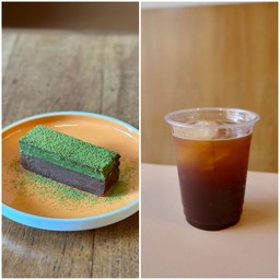 อเมริกาโน่เย็น 1 แก้ว + Matcha & Chocolate Layer 1 pcs.