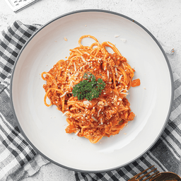 สปาเก็ตตี้โบลองเนสหมูซอสเผ็ด