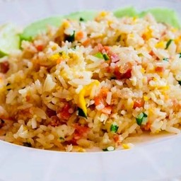 ข้าวผัดแหนม