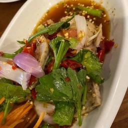 ยำหมูยอ