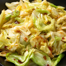 (กับข้าว) กะหล่ำปลีผัดน้ำปลา