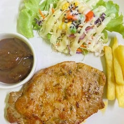 สเต๊กหมูพริกไทยดำ