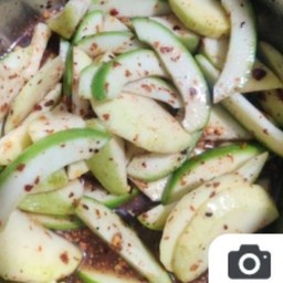 ยำมะม่วงเบาปลากรอบ