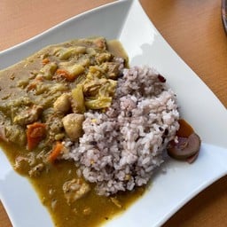 Pilar Cafe & Restaurant