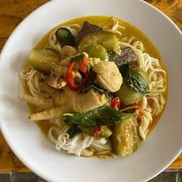 ร้านขนมจีนแม่จ๋า รามฯ21