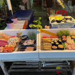 ชาบู เสียบไม้ ยำลูกชิ้น วาฟเฟิล