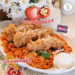มักกะโรนีผัดซอสไก่ทอด