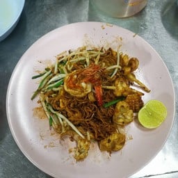 ก๋วยเตี๋ยวผัดทะเล