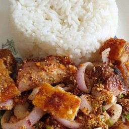 ข้าวยำหมูทอดรสชีสสส