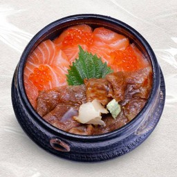 ข้าวหน้าวากิว และ ปลาแซลมอน