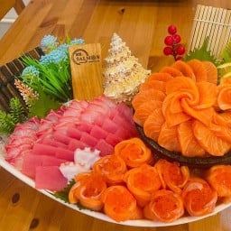 มิสเตอร์แซลมอน อาหารญี่ปุ่นและเครื่องดื่ม