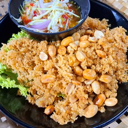 ยำปลาดุกฟู