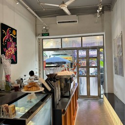 RAAW Coffee hàng buồm