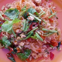 เมย์หนุ่ม ส้มตำหน้าวัดวังพงก์