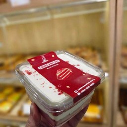 เค้กเรด เวลเวท - ขนาด 150 กรัม