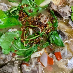 ต้มแซ่บกระดูกหมู