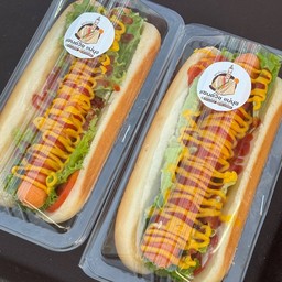 ฮอตดอกชีสราดซอสชีส