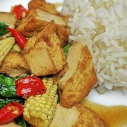 ข้าวราดกะเพราเต้าหู้ไข่ทอด-ไข่ต้ม(มังสวิรัติ)