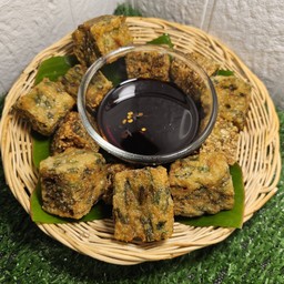 กุยช่ายเหลี่ยมทอด