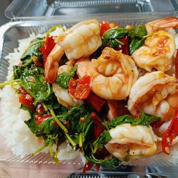 ข้าวกะเพรากุ้ง