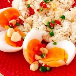 ข้าวไข่ต้ม