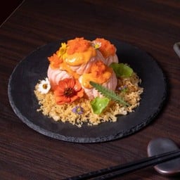 H09 SALMON LAVA ROLL (4 pcs.)-แซลมอนลาวาโรล (4ชิ้น)