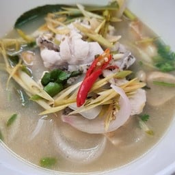 ต้มยำเนื้อปลาเก๋า น้ำข้น น้ำใส แล้วแต่เลือก