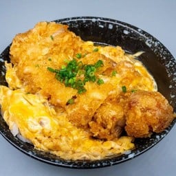 ข้าวหน้าหมูทอดราดไข่