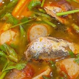 ต้มยำปลากระป๋อง (มีเฉพาะกับข้าวไม่มีข้าว)