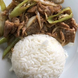 ข้าวราดผัดพริกหยวก