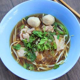 ก๋วยเตี๋ยวหมู