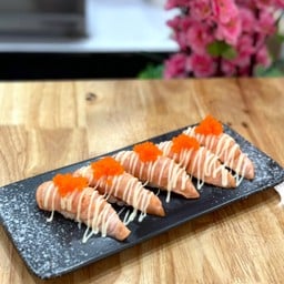 ซูชิแซลมอนเบิร์นไฟมายองเนส 5คำ