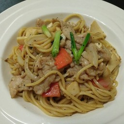 สปาเก็ตตี้ขี้เมาหมูชิ้น