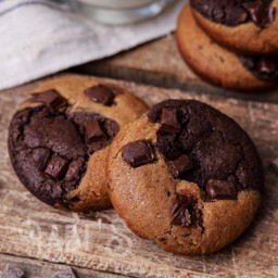 คุกกี้นิ่ม ช๊อกโกแล็ตเนยถั่ว