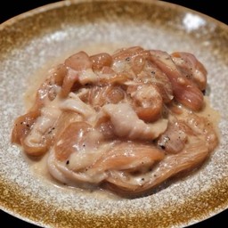 Bm22 เนื้อไก่หมัก Marinated Chicken