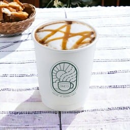 คาราเมลมัคคิอาโต้ร้อน (เจ)