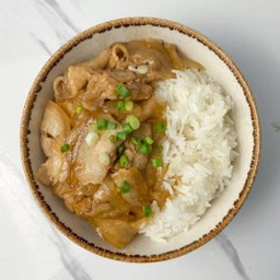 หมูผัดซอสเทริยากิ