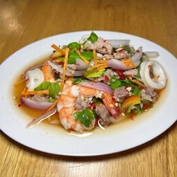 ยำวุ้นเส้นทะเล