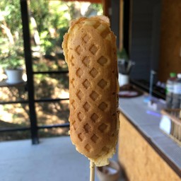 วาฟเฟิล ไส้กรอก