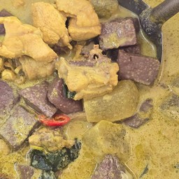 แกงเขียวหวานไก่ (กับข้าว)