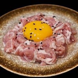 Bm18 ลาวาหมู Lava Pork