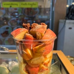 แอปเปิ้ลคลุกบ๊วยสูตรโบราณ