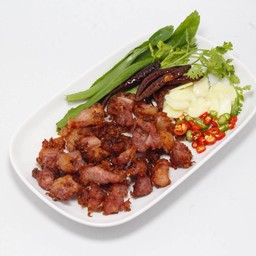 แหนมซี่โครงหมูทอด